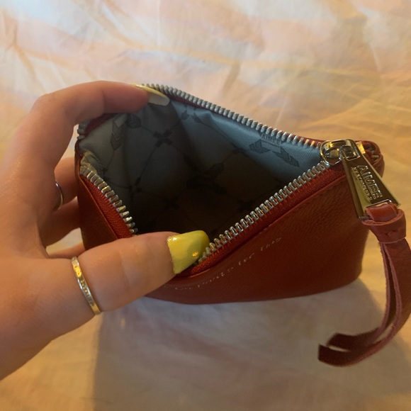 cute red wallet - Picture 3 of 3